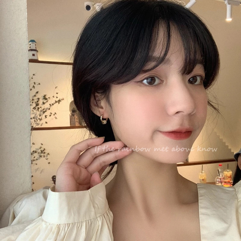 Korean New Zircon Thick Huggie Small Hoop Earrings - Image 4